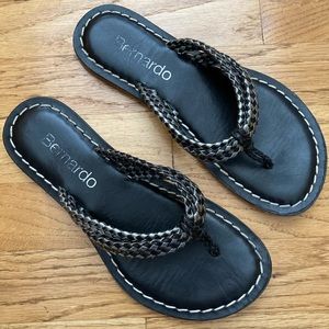 BERNARDO Woman’s Sandals